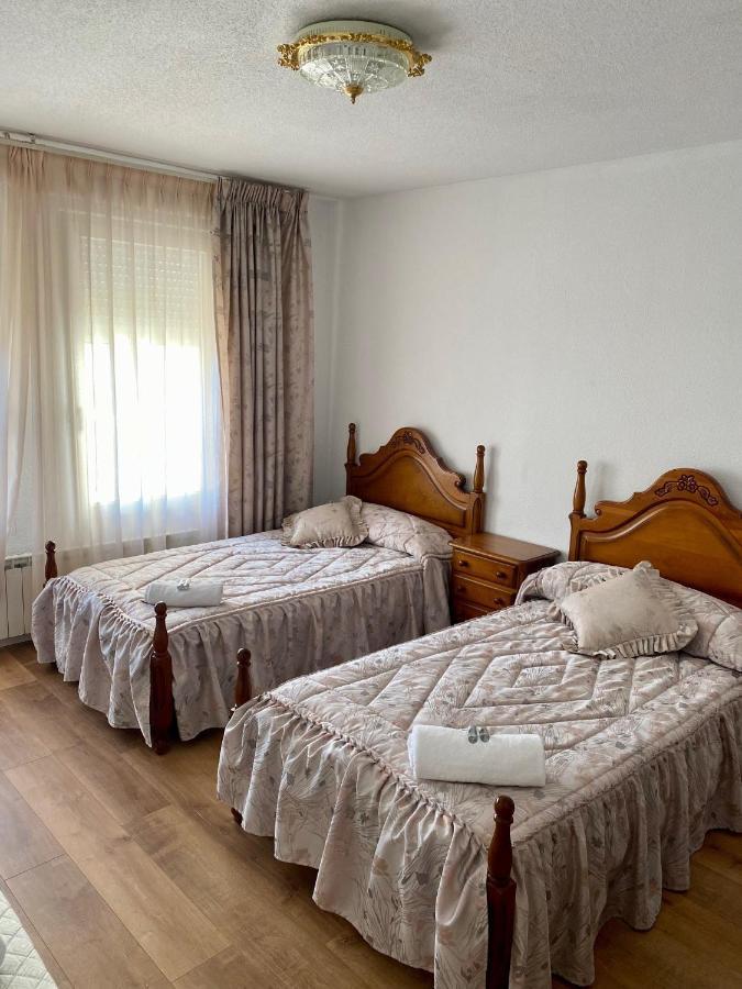 Gojar Villa De La Acacia מראה חיצוני תמונה